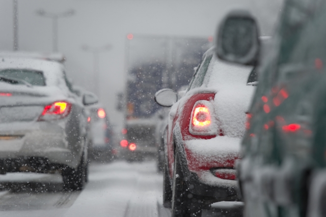 winter-driving-safety-exploring-europe-by-car-defensive-driving-auto-europe