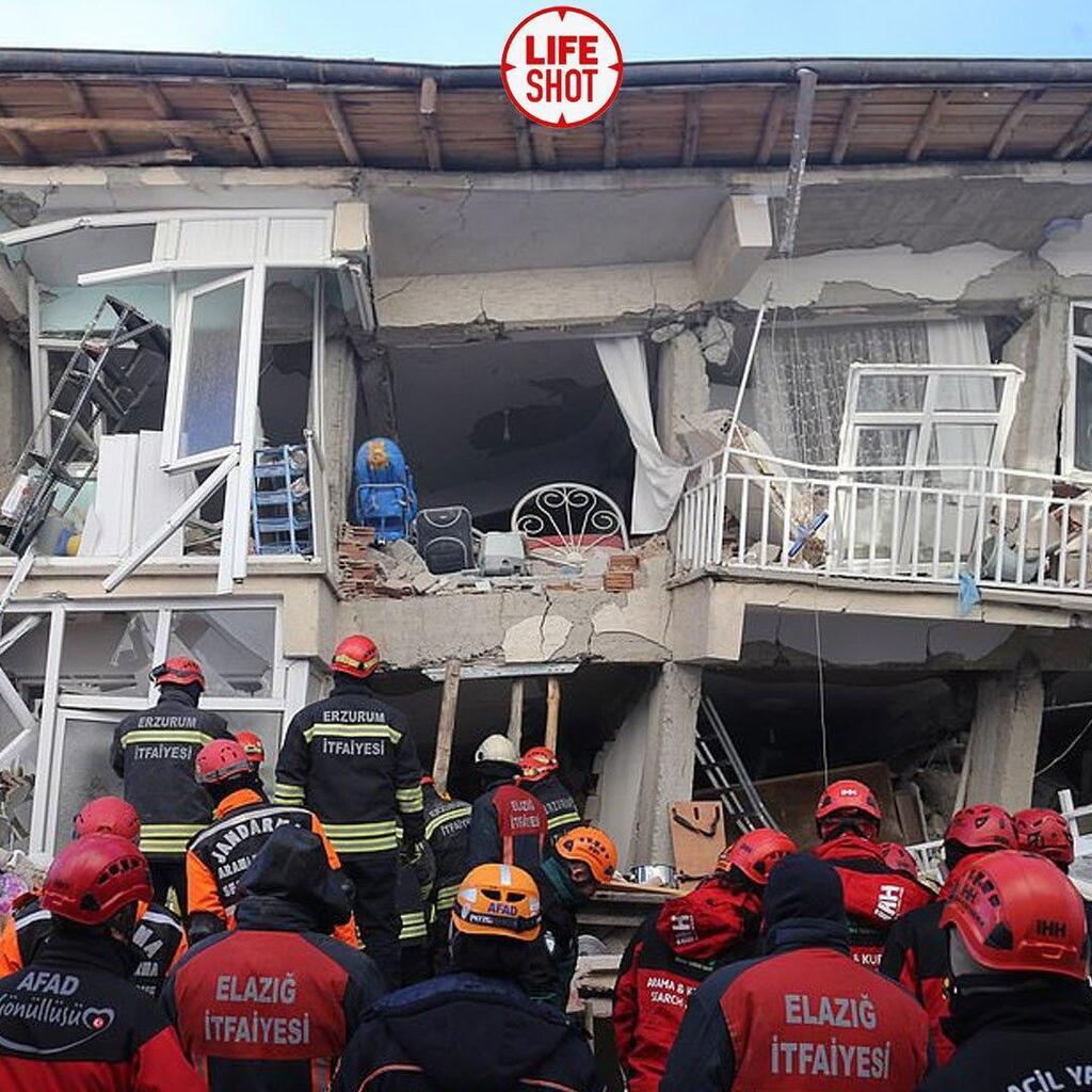 У Туреччині землетрус забрав життя 35 осіб